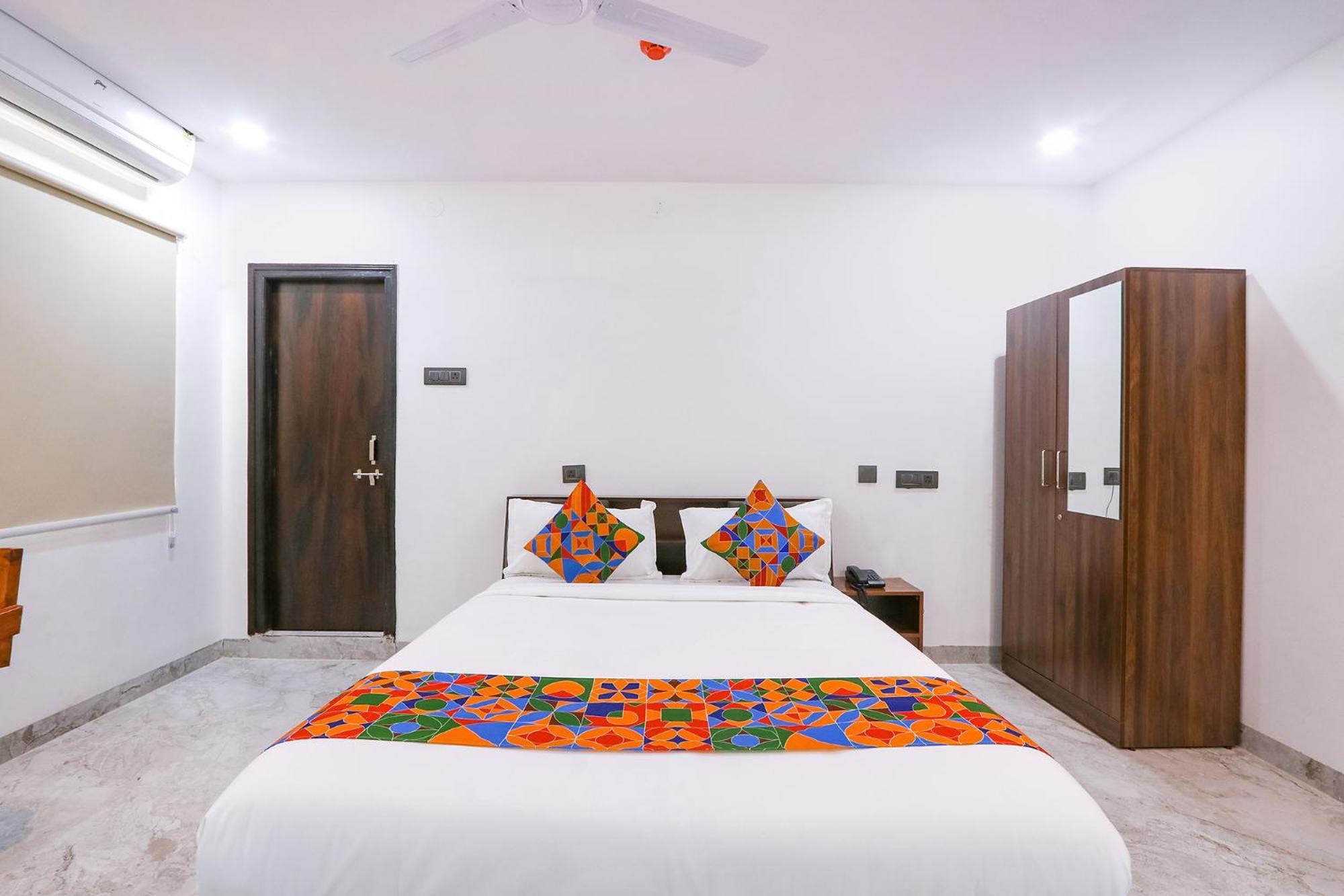 Fabhotel Relax Inn Haiderabad Buitenkant foto