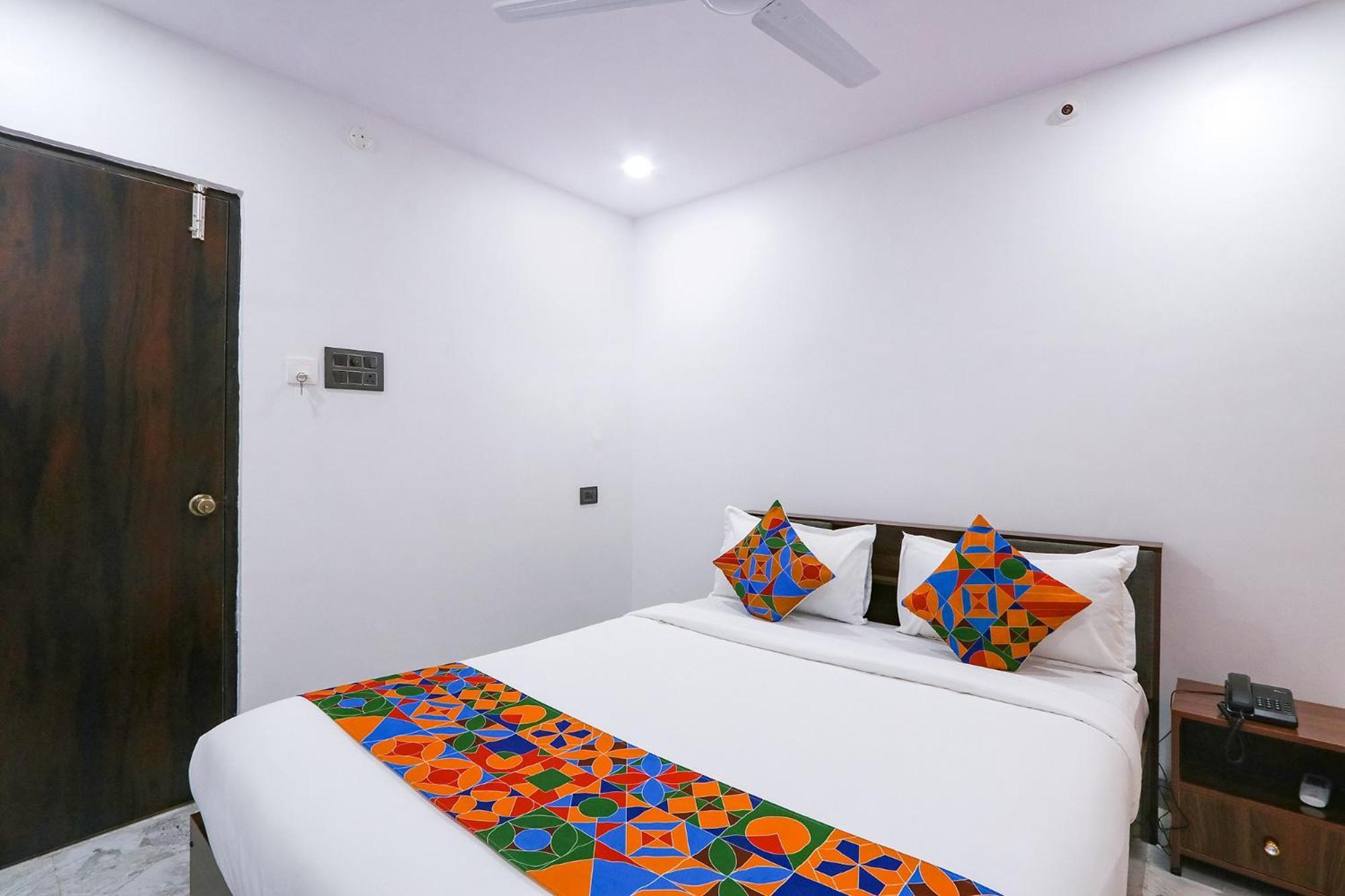 Fabhotel Relax Inn Haiderabad Buitenkant foto