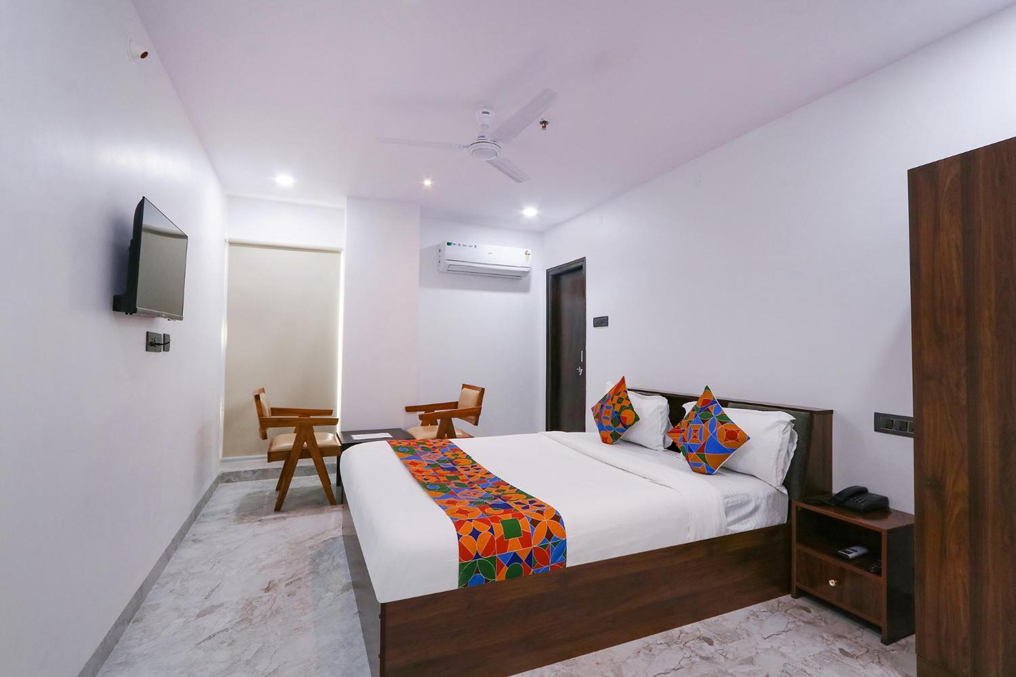 Fabhotel Relax Inn Haiderabad Buitenkant foto