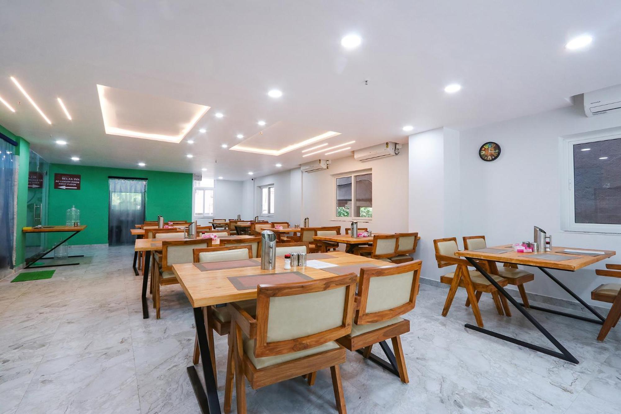 Fabhotel Relax Inn Haiderabad Buitenkant foto